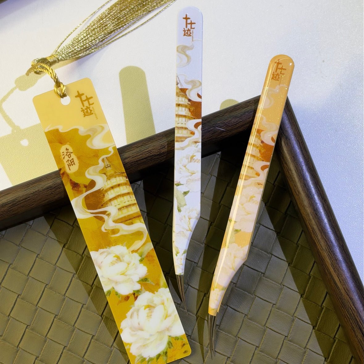 Seventeen 2.0 "Four Great Ancient Capitals" Series – Tweezers for Resin Crafting Green / Pink / Blue - JoyJollyCrafts