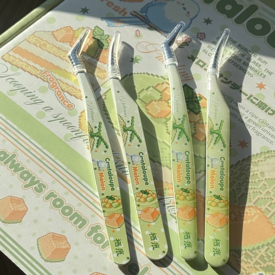 Melon Pixel Tweezers Angled Tip Tweezers Curved Tip Tweezers - S - JoyJollyCrafts