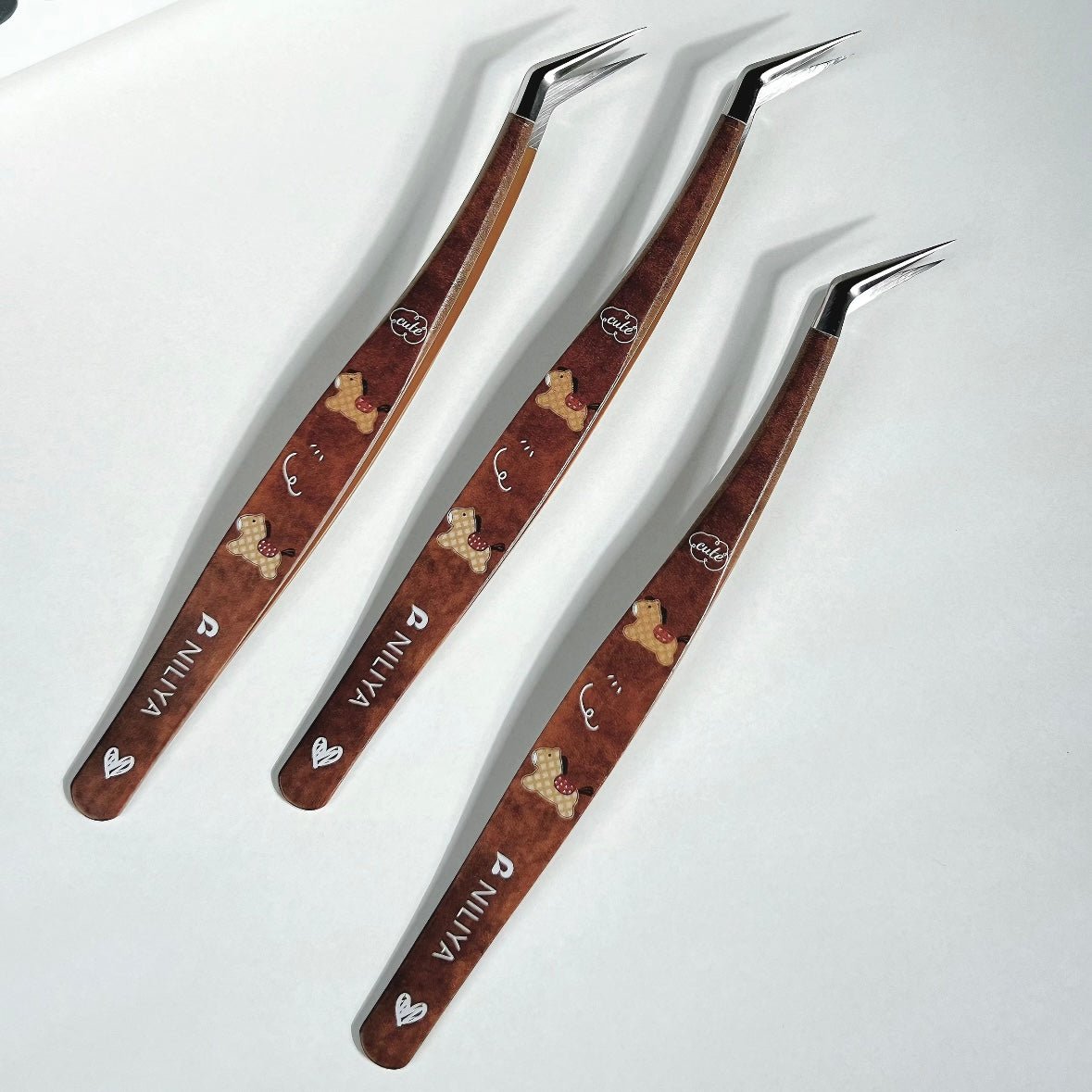 NILIYA Brown Pony Tweezers Angled / Dolphin Tip - JoyJollyCrafts